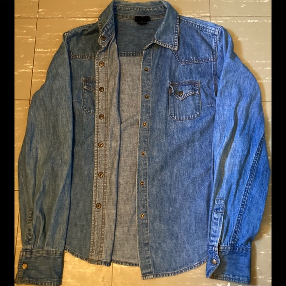 Women’s long-sleeve denim shirt - Picture 3 of 3